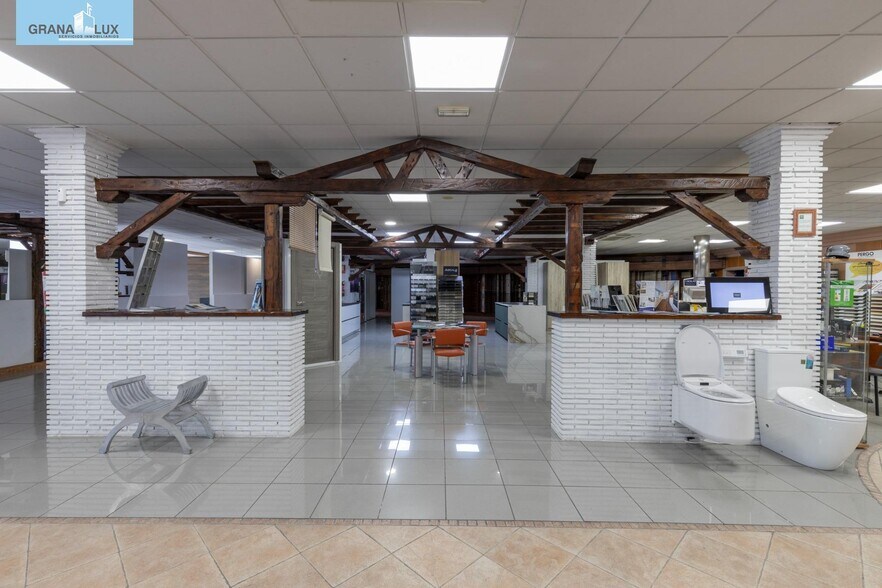 Local commercial dans Santa Fe, Granada à vendre - Photo intérieure – Image 3 sur 34