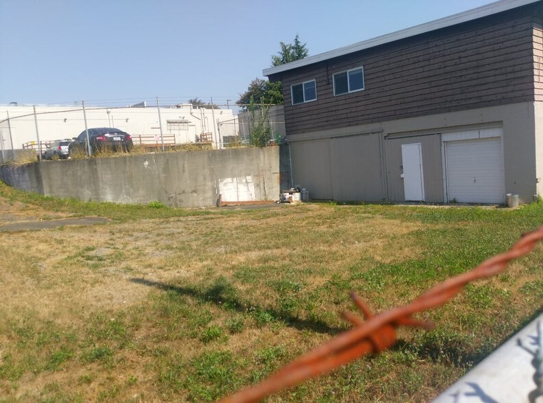 825 NE Northgate Way, Seattle, WA à louer - Photo de l’immeuble – Image 3 sur 3