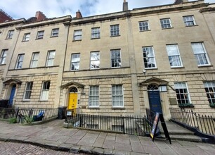 23 Berkeley Sq, Bristol à vendre Photo de l’immeuble– Image 2 sur 7