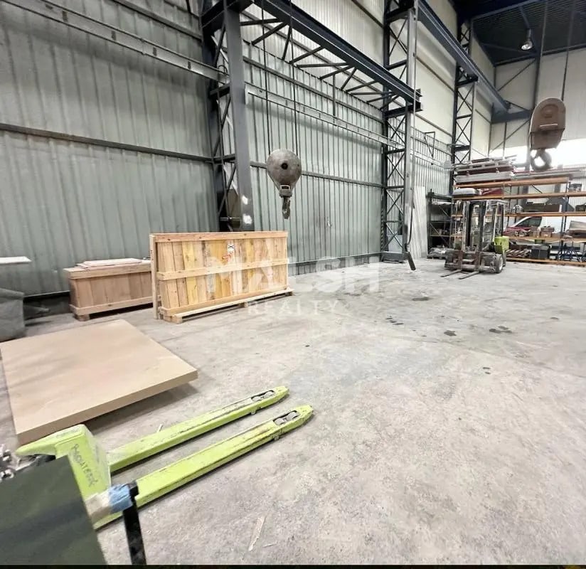 Bureau dans Chasse-sur-Rhône à louer Photo intérieure– Image 1 sur 13