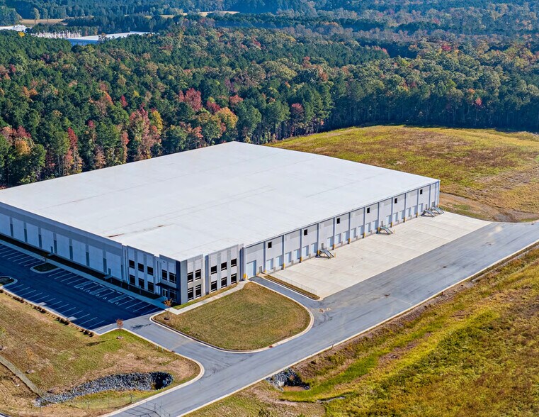6000 Enterprise Park Dr, Sanford, NC à vendre - Photo de l’immeuble – Image 2 sur 7