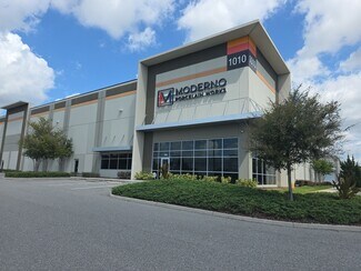 Plus de détails pour 1010 Crews Commerce Dr, Orlando, FL - Industriel/Logistique à louer
