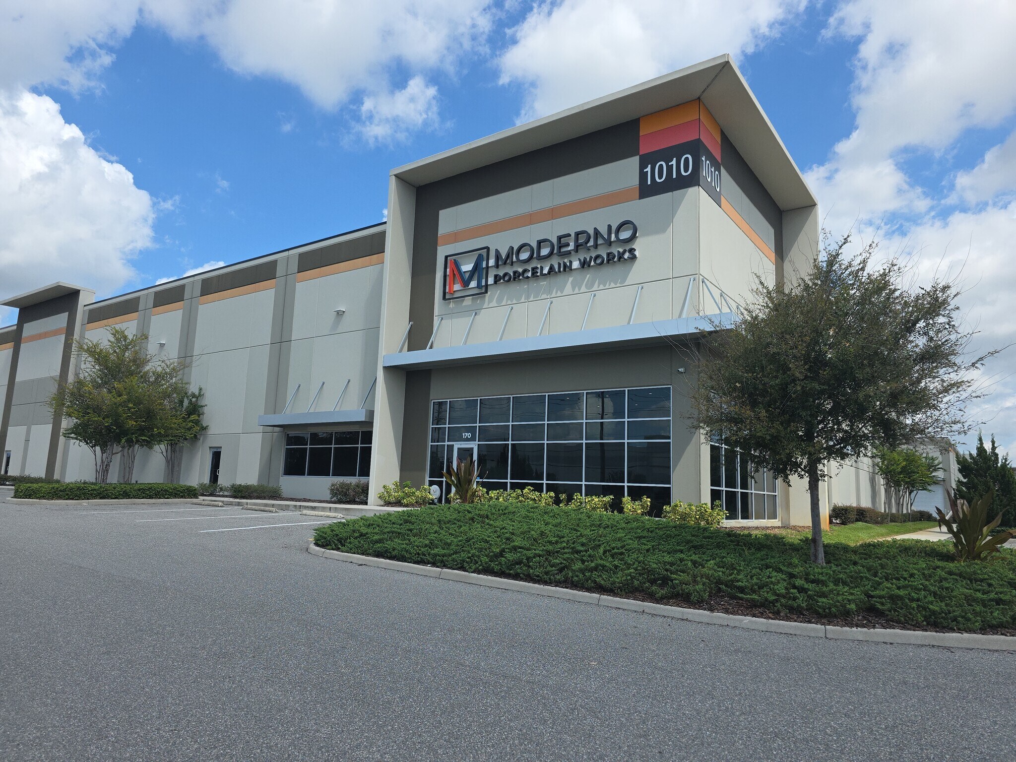 1010 Crews Commerce Dr, Orlando, FL à louer Photo de l’immeuble– Image 1 sur 17