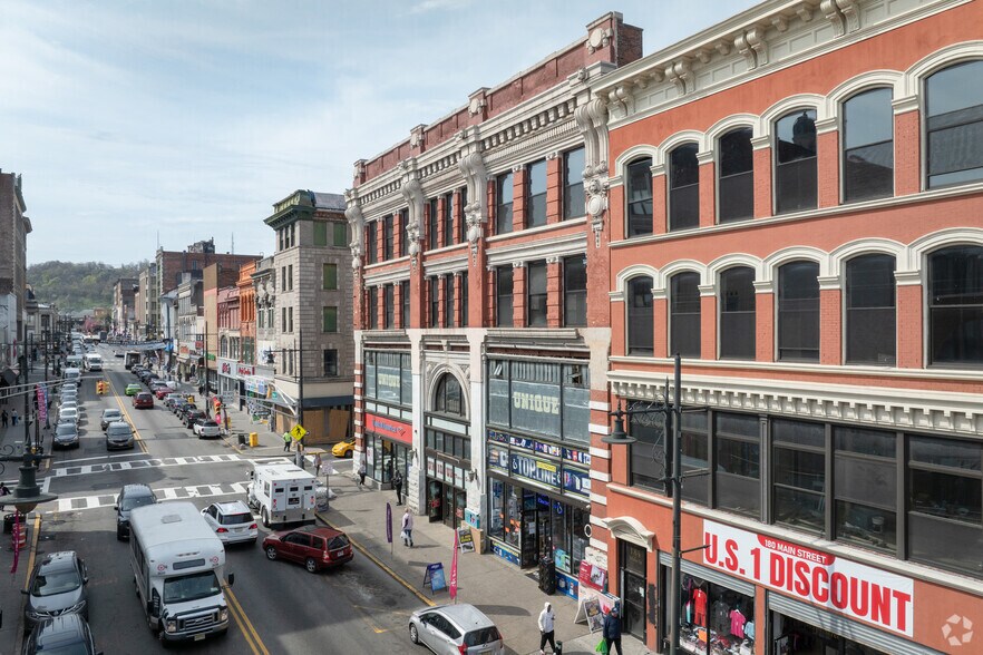 186 Main St, Paterson, NJ à louer - Photo de l’immeuble – Image 2 sur 5