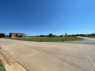 Plus de détails pour 1032 W Covell Rd, Edmond, OK - Terrain à vendre