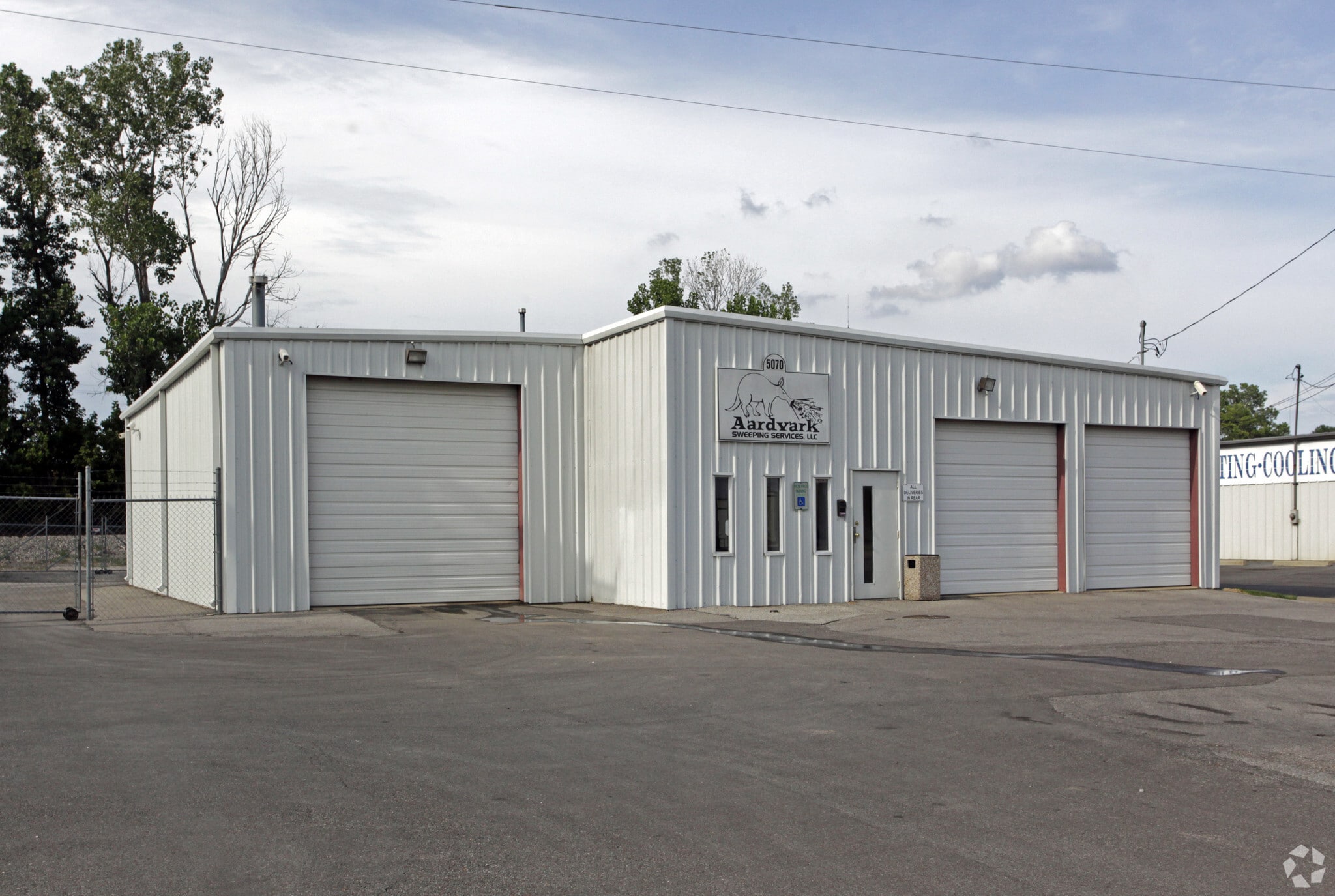 The Memphis Flex Portfolio portefeuille de 7 biens à vendre sur LoopNet.fr Photo principale– Image 1 sur 8