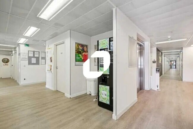 Plus de détails pour Bureau à louer