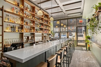 Plus de détails pour 333 Tompkins Ave, Brooklyn, NY - Local commercial à louer