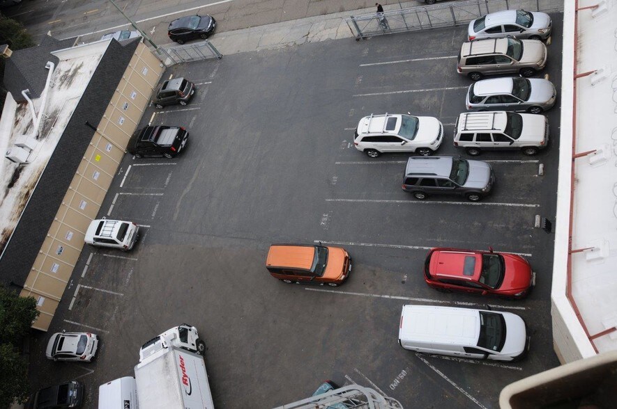 3401 Piedmont Ave, Oakland, CA à louer - Photo de l’immeuble – Image 2 sur 14