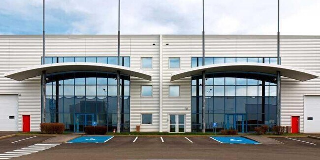 Plus de détails pour Bureau, Industriel/Logistique à louer