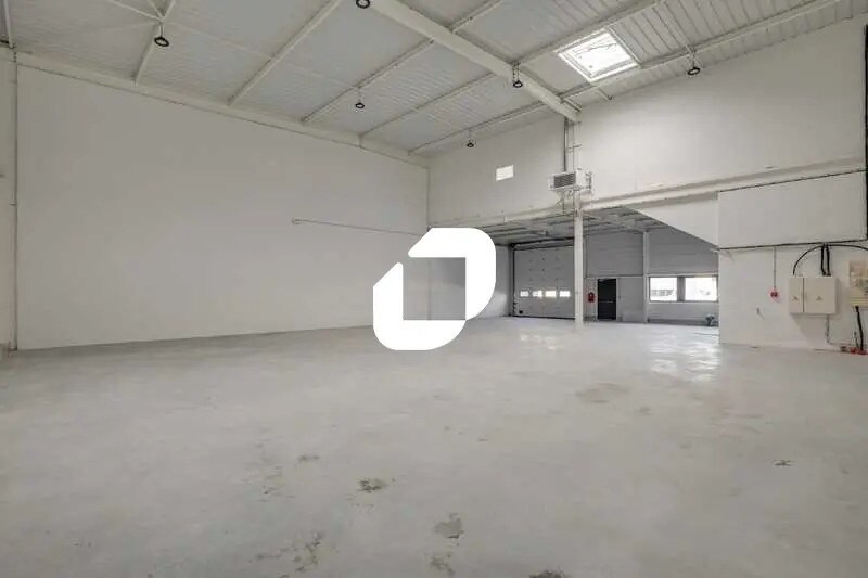 Bureau dans Villebon-sur-Yvette à louer - Photo de l’immeuble – Image 3 sur 20