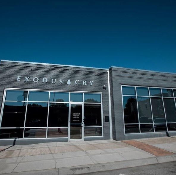 714 Main St, Grandview, MO à louer - Photo de l’immeuble – Image 1 sur 11