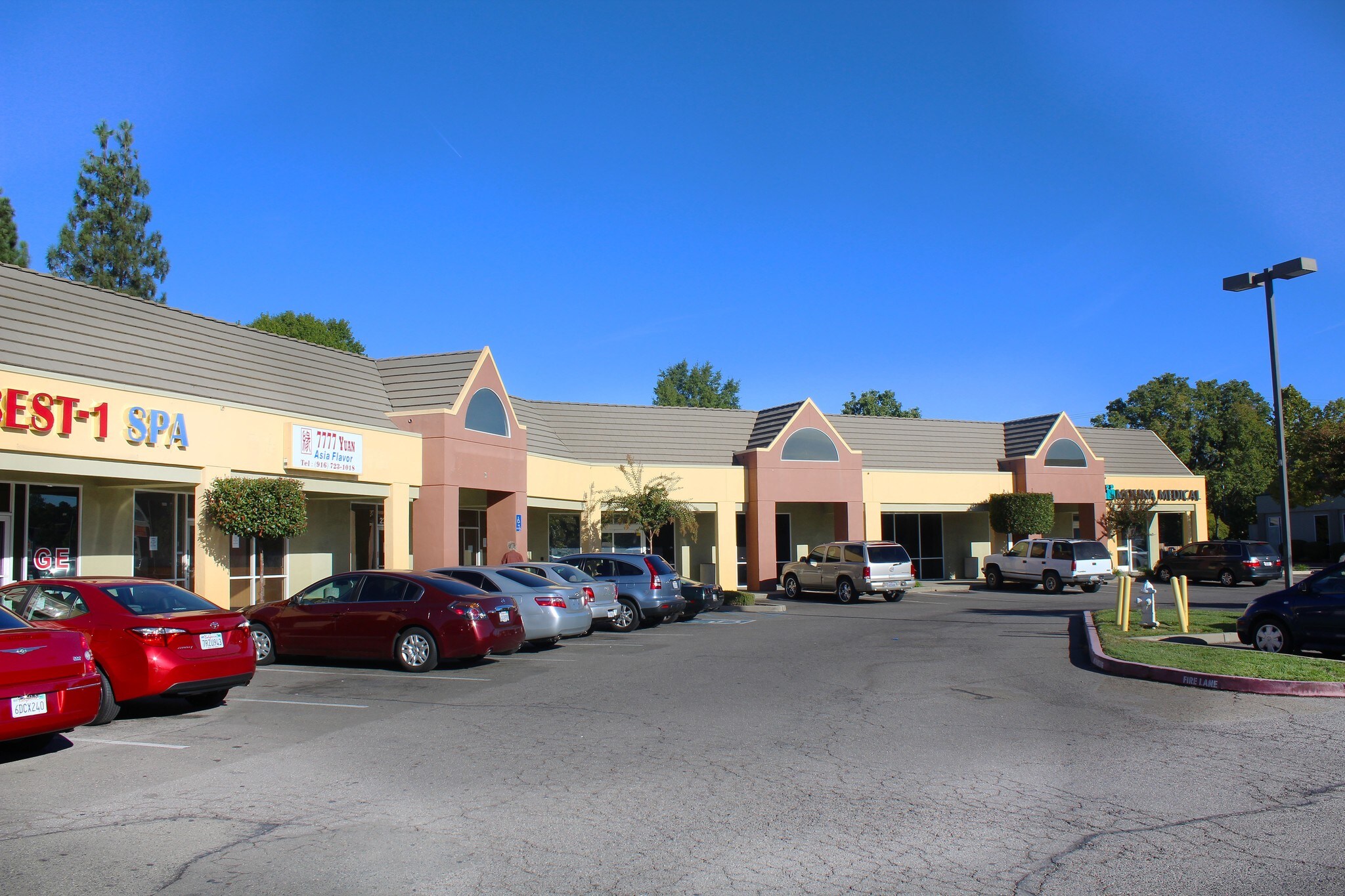 7777 Sunrise Blvd, Citrus Heights, CA à louer Photo principale– Image 1 sur 6