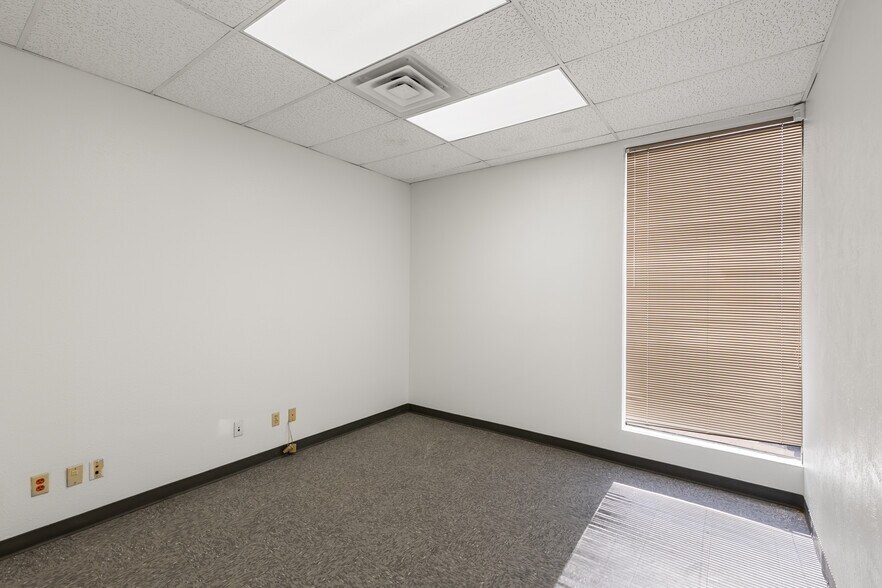 11126 Shady Trl, Dallas, TX à louer - Photo intérieure – Image 3 sur 6