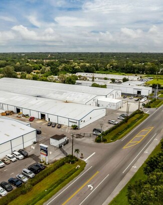 Plus de détails pour 7176 15th St E, Sarasota, FL - Industriel/Logistique à louer
