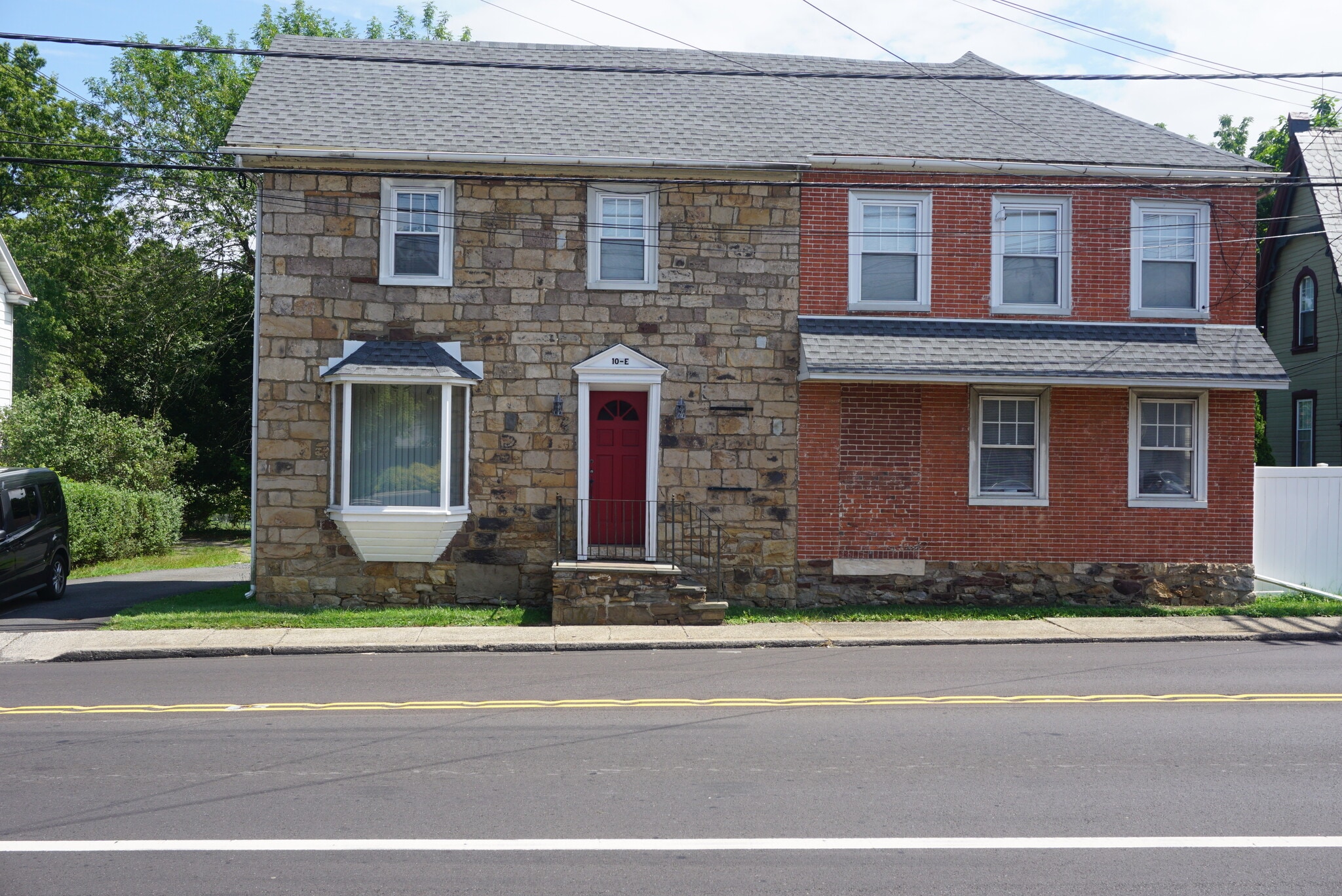 10 E Butler Ave, Chalfont, PA à louer Photo principale– Image 1 sur 9