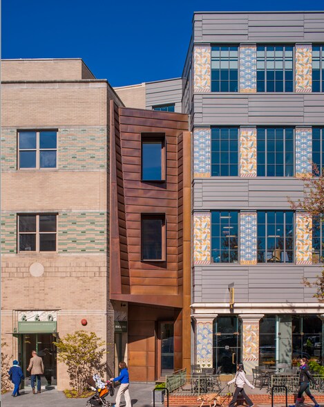 660 Pennsylvania Ave SE, Washington, DC à louer - Photo de l’immeuble – Image 3 sur 14