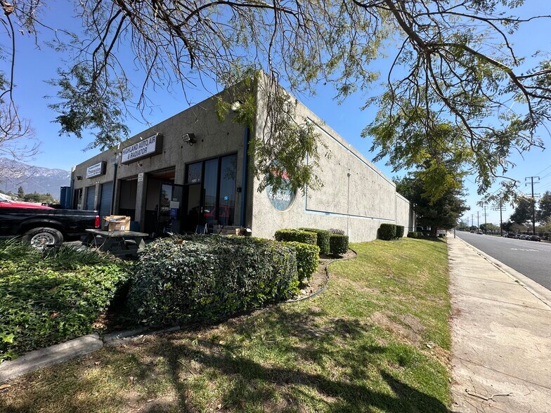 8560-8580 8th St, Rancho Cucamonga, CA à vendre - Photo de l’immeuble – Image 1 sur 6