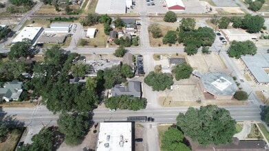 800 Jackson St, Richmond, TX - VUE AÉRIENNE  vue de carte - Image1