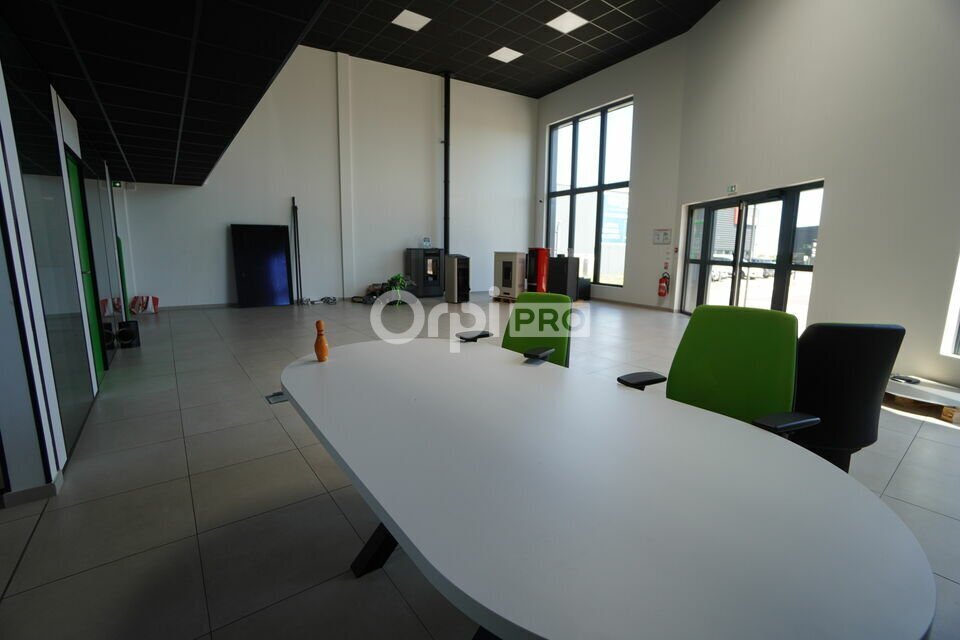 Local commercial dans Quetigny à louer Photo intérieure– Image 1 sur 7