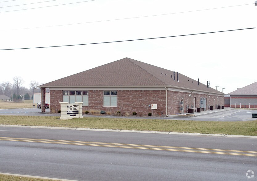 1780-1796 Melody Ln, Greenfield, IN à vendre - Photo de l’immeuble – Image 3 sur 8