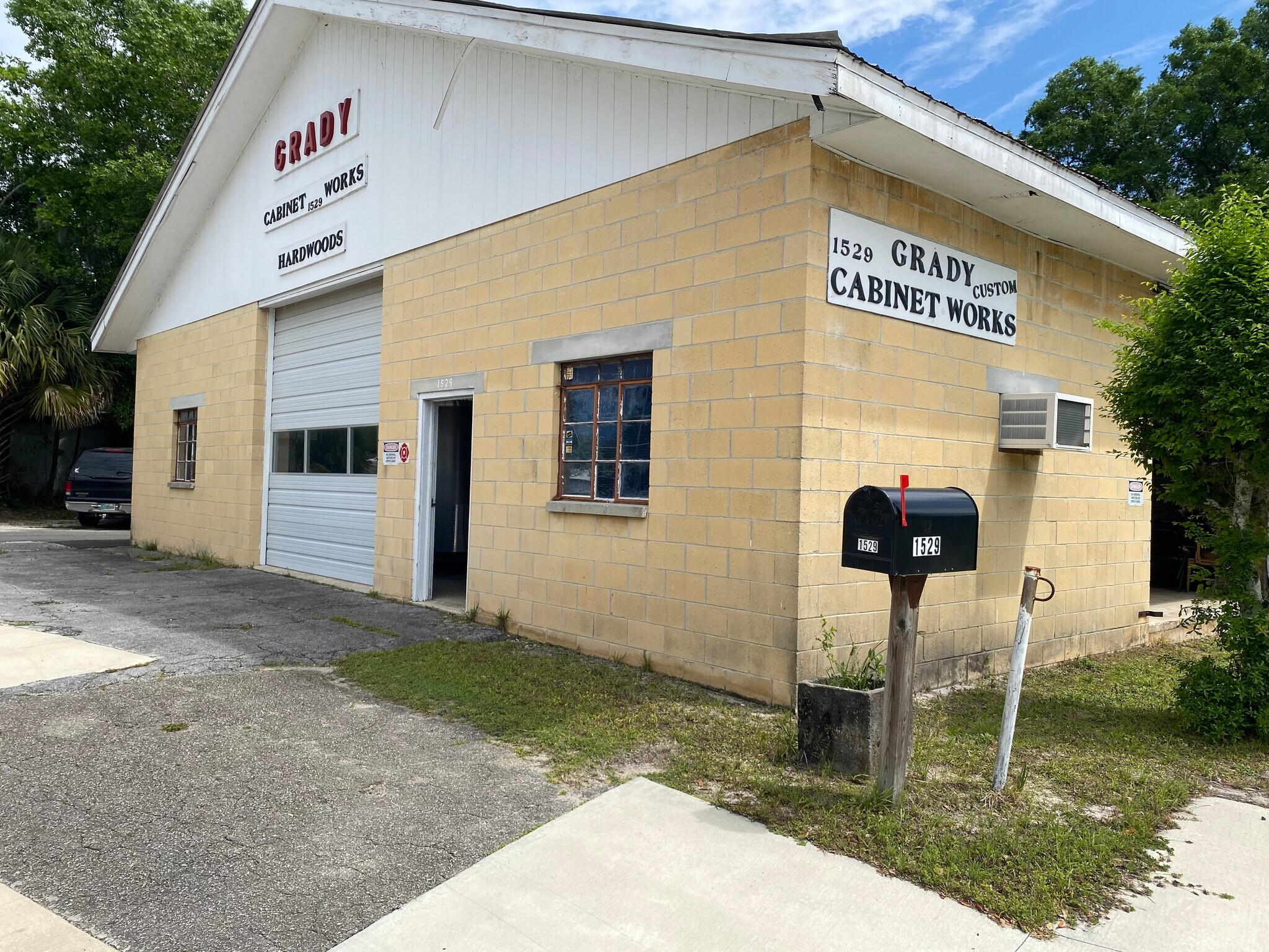 1529 S Main St, Gainesville, FL à vendre Photo principale– Image 1 sur 12