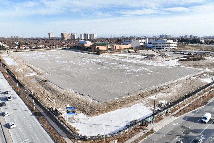 1724 Steeles Av E, Markham, ON à louer - Photo de la construction – Image 1 sur 3