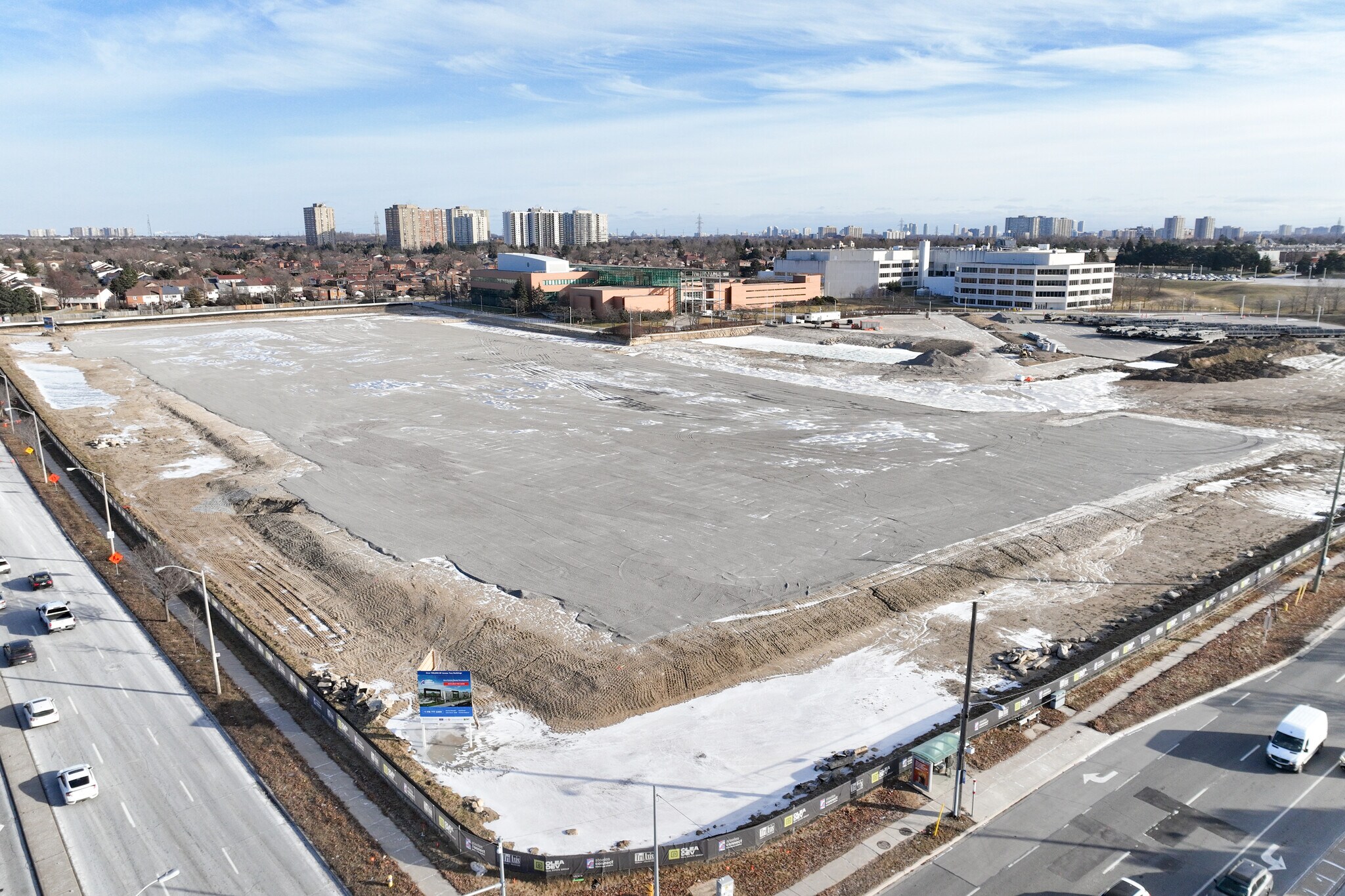 1724 Steeles Av E, Markham, ON à louer Photo de la construction– Image 1 sur 4