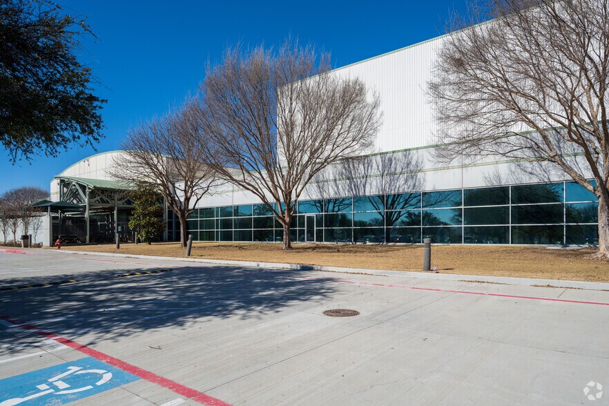1701 Intermodal Pky, Haslet, TX à louer - Photo de l’immeuble – Image 3 sur 7