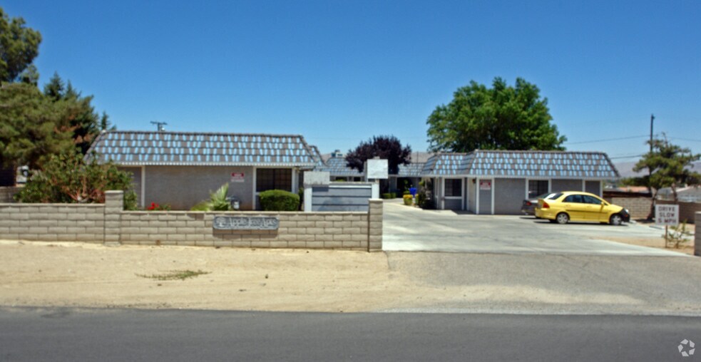 16025 Chehalis Rd, Apple Valley, CA à vendre - Photo principale – Image 1 sur 2