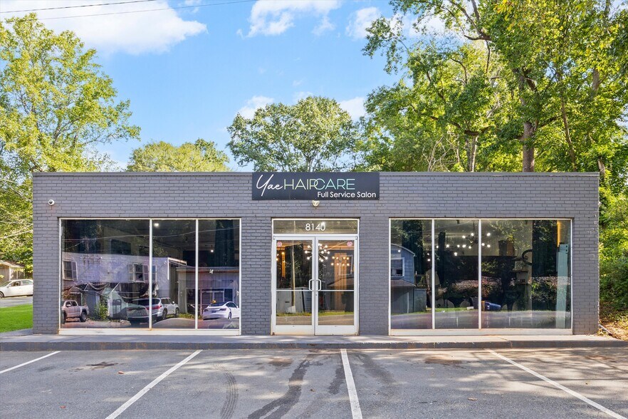 8140 Mount Holly Rd, Charlotte, NC à vendre - Photo principale – Image 1 sur 14