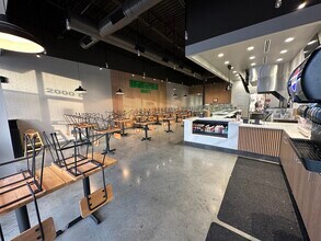 1910-2040 W 31st St, Lawrence, KS à louer Photo intérieure– Image 2 sur 7