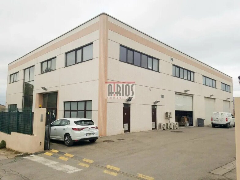 Industriel/Logistique dans La Seyne-sur-Mer à vendre - Photo de l’immeuble – Image 1 sur 24