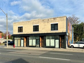 571-575 King St E, Hamilton, ON à louer Photo de l’immeuble– Image 1 sur 3