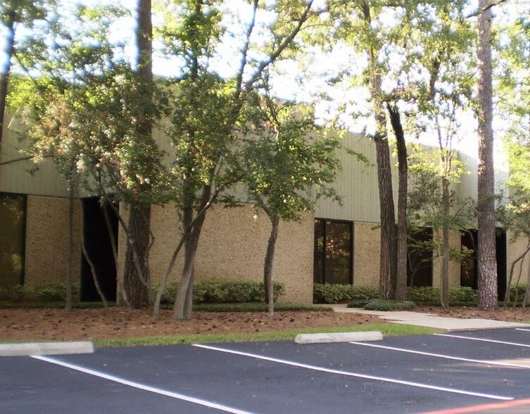 2408 Timberloch Pl, The Woodlands, TX à louer - Photo principale – Image 3 sur 15