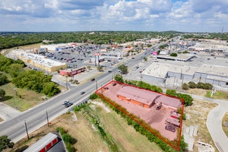 Plus de détails pour 13860 Nacogdoches Rd, San Antonio, TX - Local commercial à vendre
