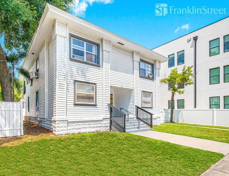 309 7th St S, Saint Petersburg, FL à vendre - Photo de l’immeuble – Image 3 sur 6