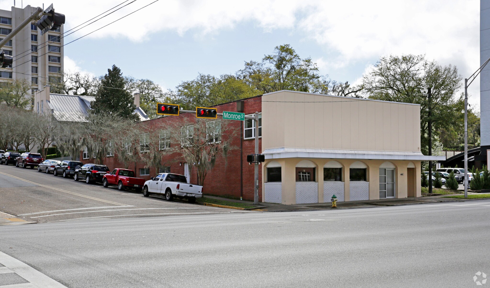 441 N Monroe St, Tallahassee, FL à louer Photo principale– Image 1 sur 16