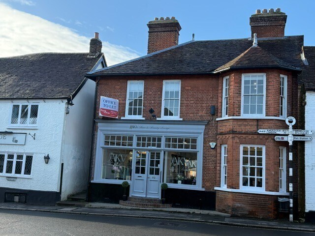 92 High St, Great Missenden à louer - Photo de l’immeuble – Image 3 sur 9