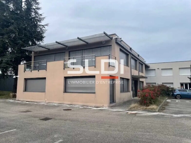 Bureau dans Rillieux-la-Pape à louer - Photo de l’immeuble – Image 1 sur 19
