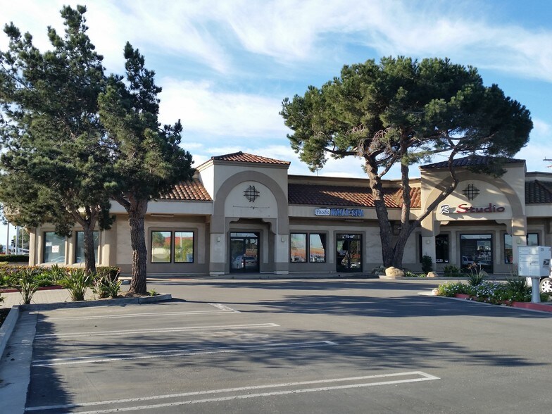 2125 S Broadway, Santa Maria, CA à vendre - Photo de l’immeuble – Image 3 sur 12
