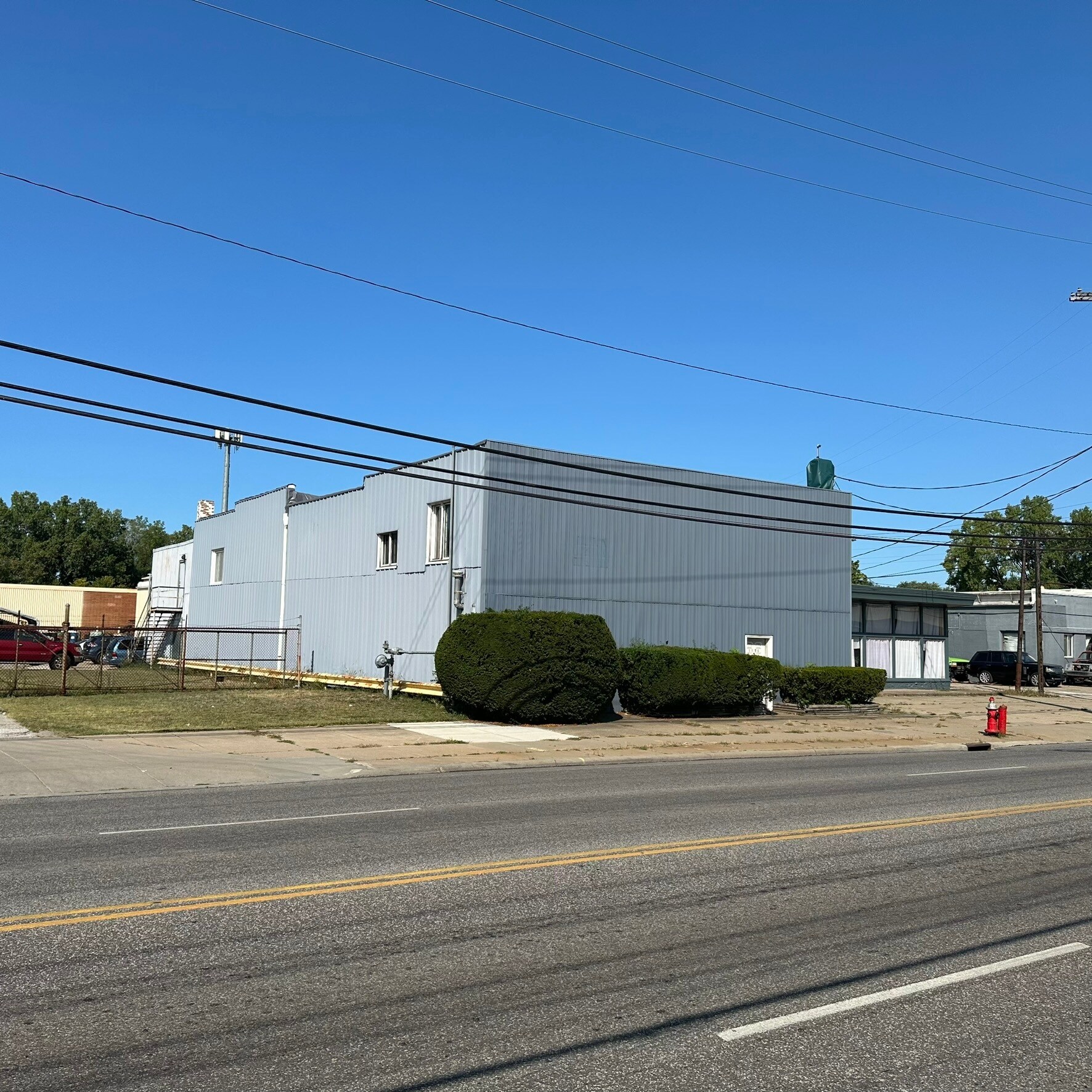 3560 Ridge Rd, Cleveland, OH à vendre Photo de l’immeuble– Image 1 sur 7