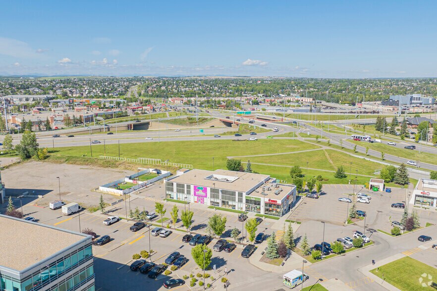 15 Sunpark Plz SE, Calgary, AB à louer - Aérien – Image 3 sur 3