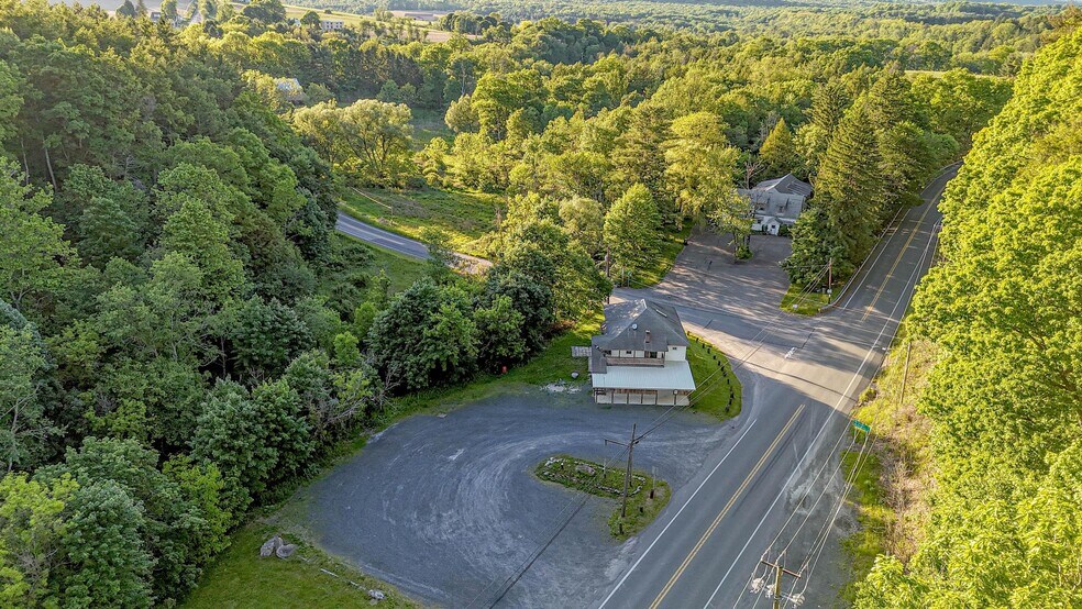 116 Ringtown Blvd, Ringtown, PA à vendre - Photo de l’immeuble – Image 2 sur 32