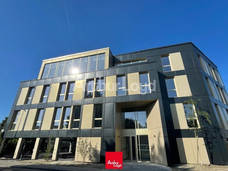 6 Rue Des Entrepreneurs, Marcq-en-Baroeul à louer - Photo de l’immeuble – Image 2 sur 15