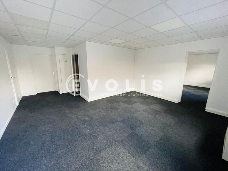 587 Avenue Blaise Pascal, Moissy-Cramayel à louer - Photo intérieure – Image 3 sur 5