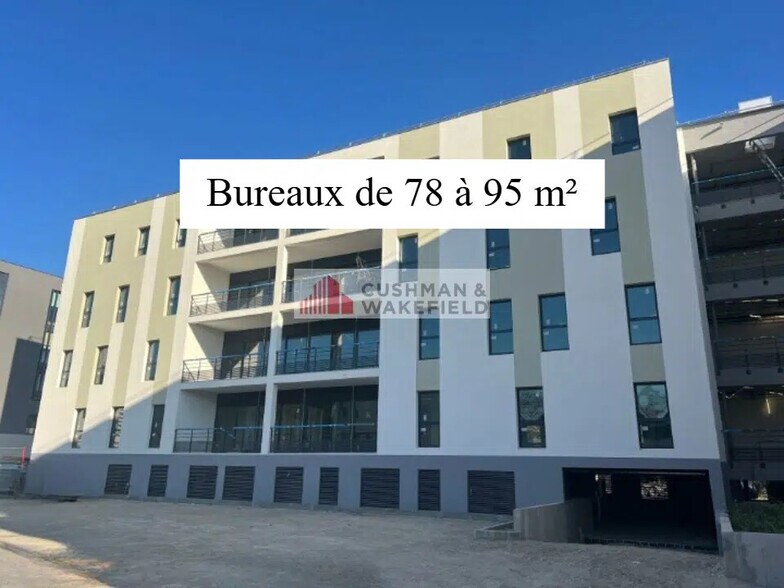 Bureau dans Nîmes à louer - Photo de l’immeuble – Image 1 sur 5