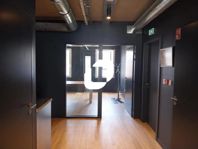 Plus de détails pour Bureau à vendre