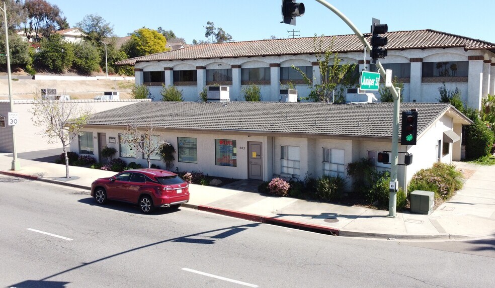 202-204 S Juniper St, Escondido, CA à vendre - Photo de l’immeuble – Image 2 sur 24
