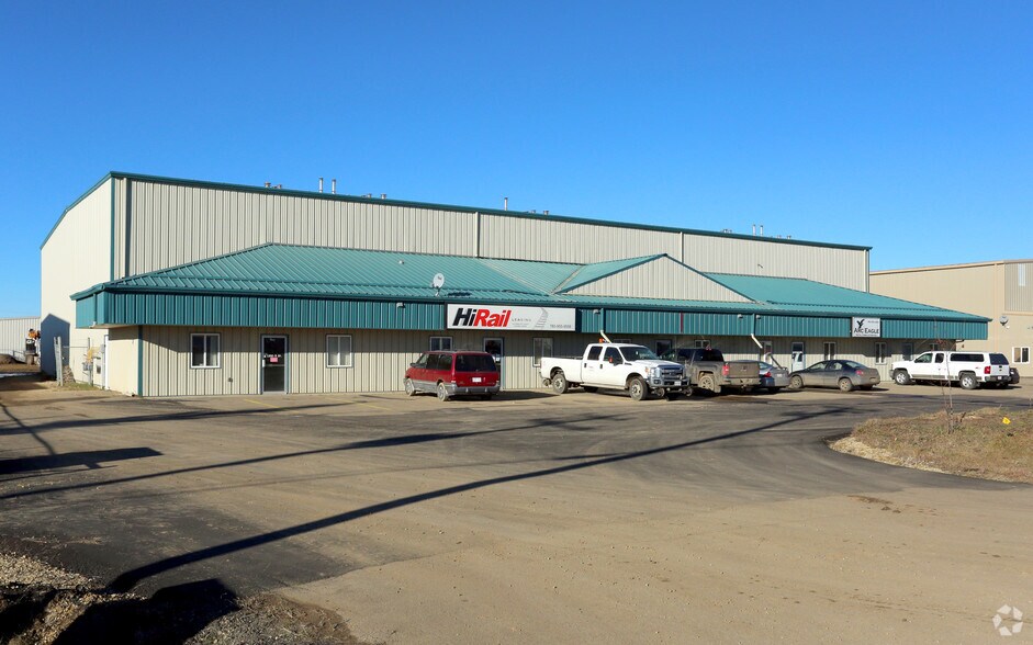 1202 5th St, Nisku, AB à louer - Photo de l’immeuble – Image 2 sur 2